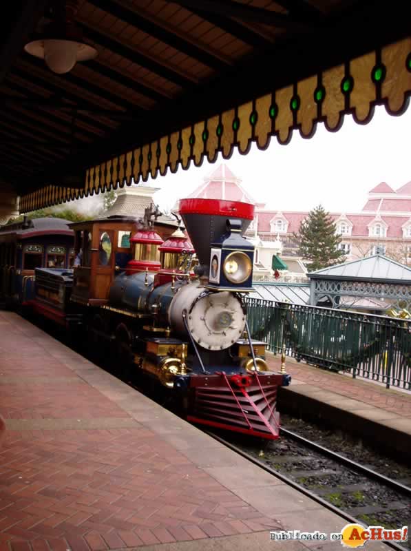 Imagen de Disneyland Paris  Disneyland Railroad 2